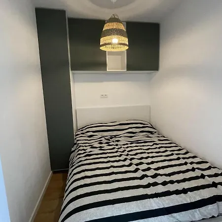 Moderne Aan Het In Oostduinkerke-bad *